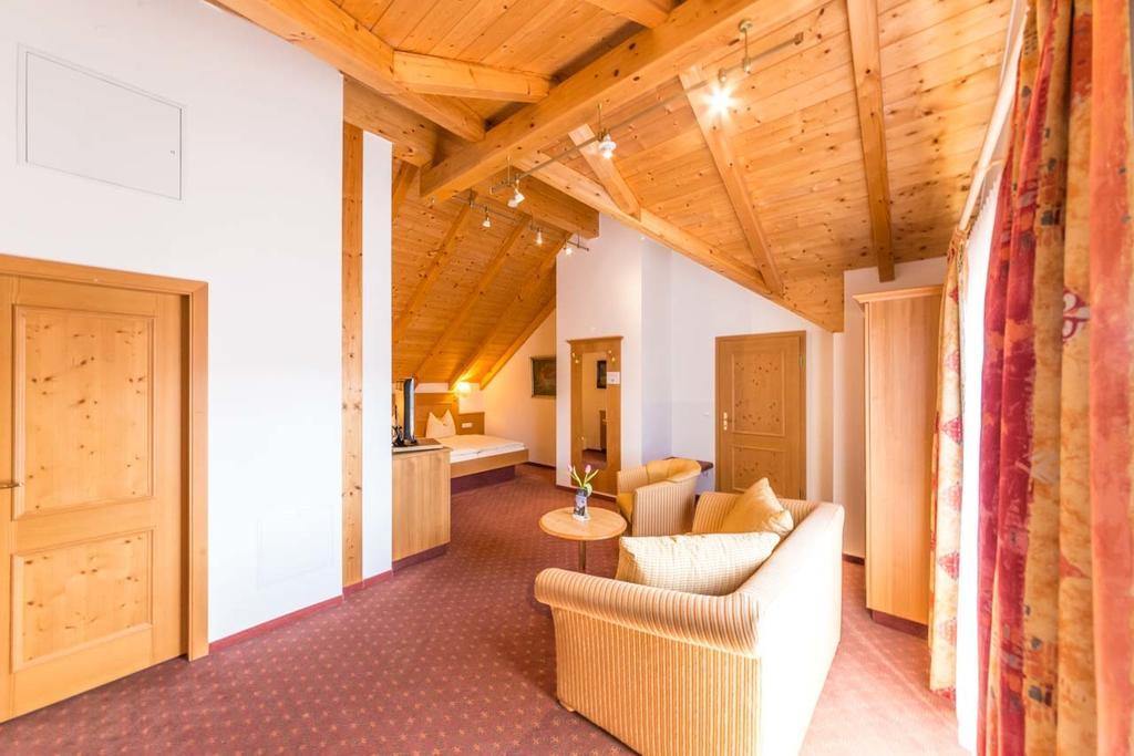 Metzgerei Gasthof Oberhauser - Hotel Zur Post Egling Екстериор снимка